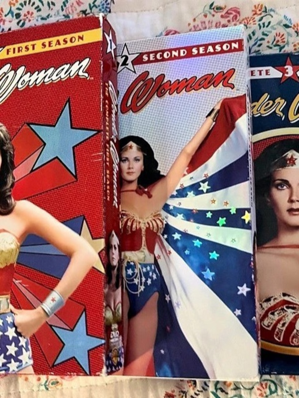 Warner Home Video Wonder Woman: The Complete 1-3 Seasons DVD Set Red & Blue